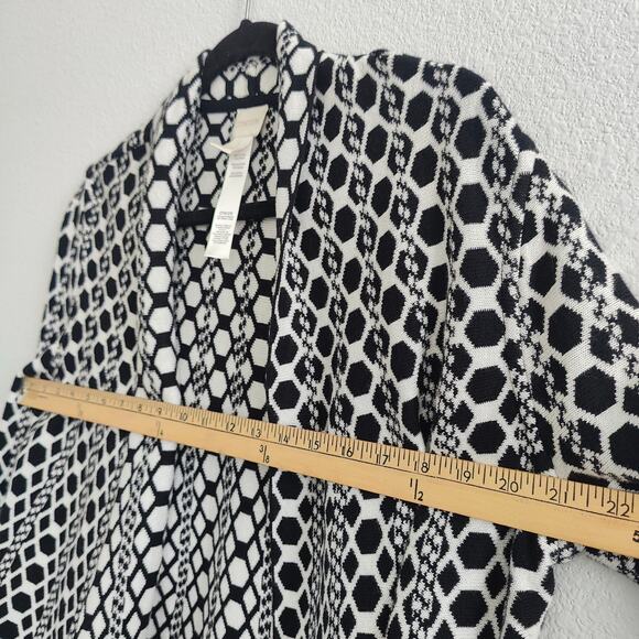 Chico's Size 1 US Med Black White Circle Geo Print Open Front Cardigan Sweater - Picture 4 of 8
